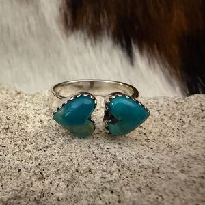 ❤️ Kingman Turquoise 2 Stone Heart Silver By-Pass Floater Navajo Style ADJ Ring